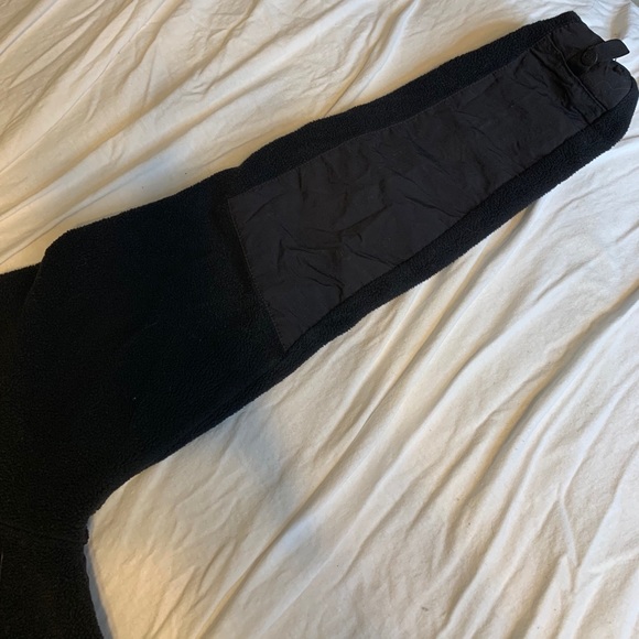 Black North Face - Picture 4 of 7